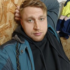 Виктор, 27, Углегорск (ДНР)
