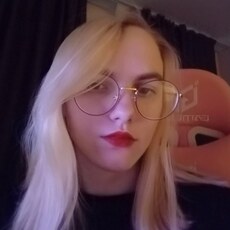 Екатерина, 21, Кингисепп