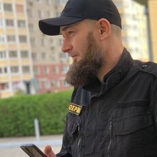 Максим, 42, Слободской
