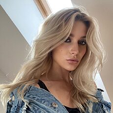 Ульяна, 23, Артёмово
