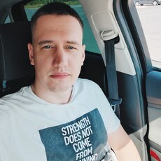 Адриан, 34, Бабушкин