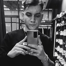 Лёва, 31, Людиново