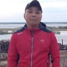 Егор, 39, Болотное