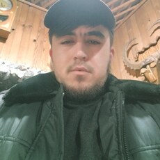 Оскар, 24, Буинск