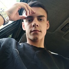Михаил, 20, Каргополь