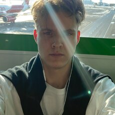 Юлиан, 21, Макарьев