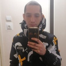Захар, 32, Белогорск (Амурская область)