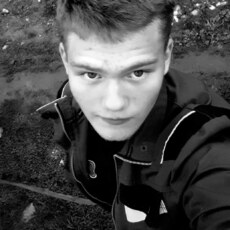 Яков, 20, Комсомольское