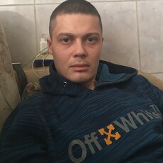 Гавриил, 36, Ейск