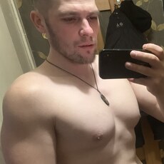Лаврик, 26, Воткинск