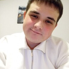 Леонид, 21, Яхрома