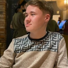 Лаврентий, 21, Ивангород