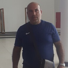 Виталий, 41, Медногорск