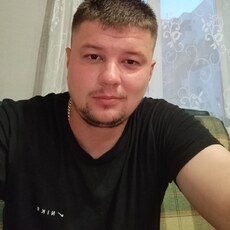 Лев, 30, Суворов
