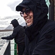 Яша, 28, Енакиево