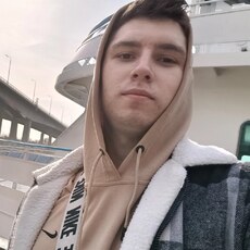 Лаврентий, 25, Миньяр