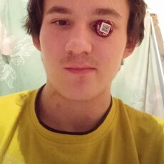 Лев, 25, Зверево