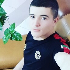 Олег, 28, Мценск