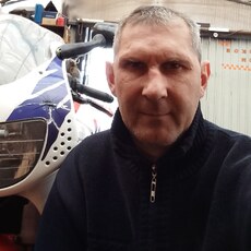 Константин, 44, Свирск