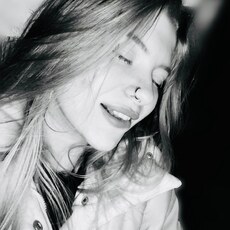 Марина, 22, Волчанск