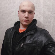 Ратмир, 23, Усолье