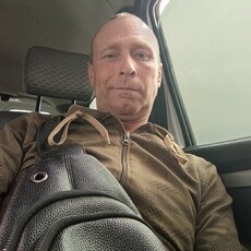 Артур, 43, Иланский