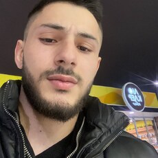 Платон, 24, Кировское
