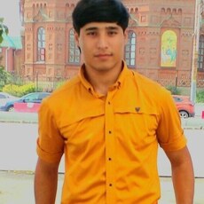 Альбик, 20, Ирмино