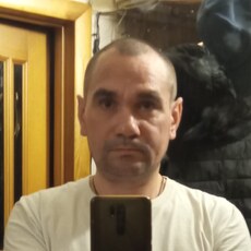 Веня, 42, Енисейск