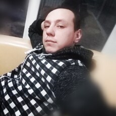 Иван, 31, Курильск