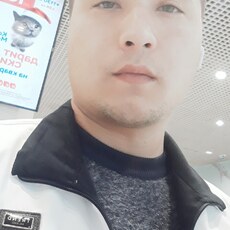 Исаак, 26, Печоры