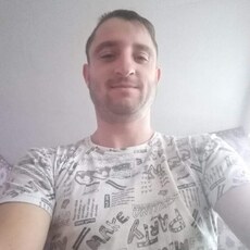 Паша, 33, Алзамай