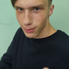 Дмитрий, 20, Ржев