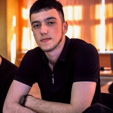 Родя, 19, Ноябрьск