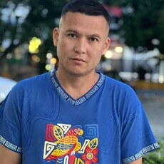 Тимофей, 26, Озёрск (Калининградская область)