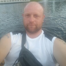 Владлен, 35, Пикалёво