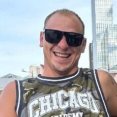 Арсений, 28, Октябрьск