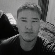 Юлиан, 22, Чусовой