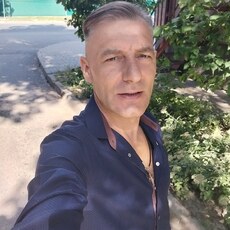 Юрий, 44, Элиста