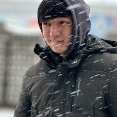 Исаак, 23, Часов Яр