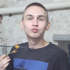 Владлен, 20, Ельня