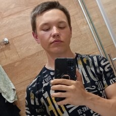 Гаврик, 26, Берёзовский (Кемеровская область)