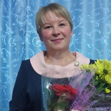 Светлана, 44, Мурино