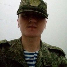 Гриша, 28, Мариуполь