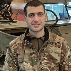 Виссарион, 38, Пущино