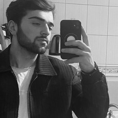 Коля, 21, Змеиногорск