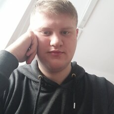Никон, 23, Шарыпово