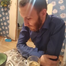 Игорь, 32, Александровск (ЛНР)