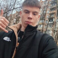 Елисей, 20, Лагань