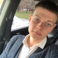 Родион, 22, Байкальск